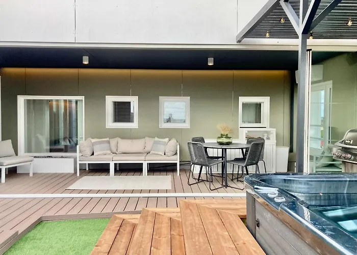 Prime Penthouse - Jacuzzi And Sauna * Пори